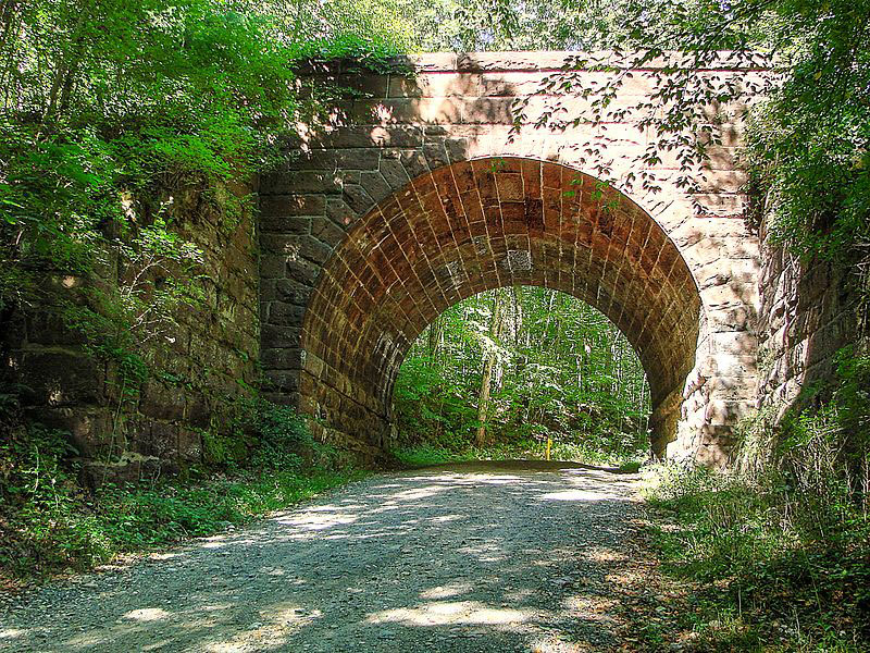 River Road Arch
